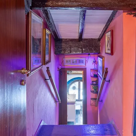Appartamento Guesthost - Stylish Flat In The Heart Of Livorno